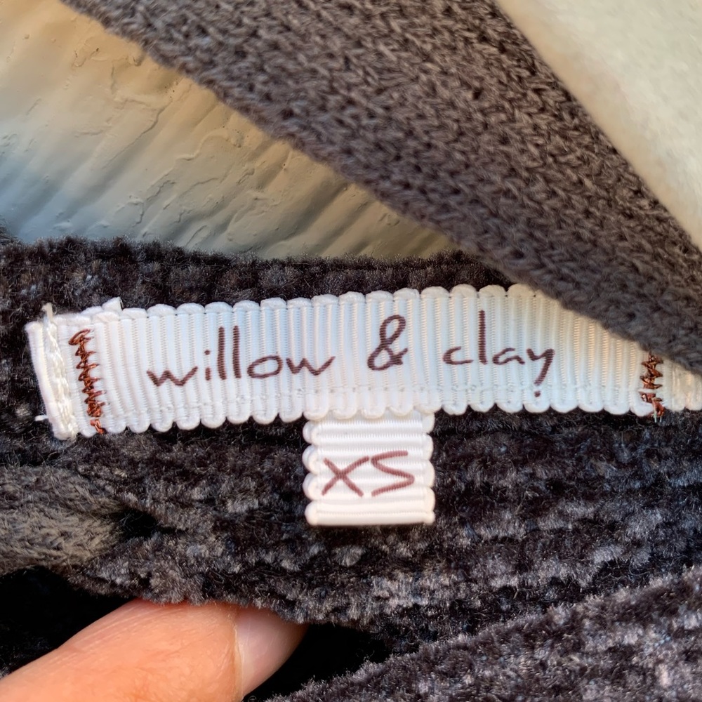 Willow & Clay ballon sleeve chenille sweater - Picture 4 of 11